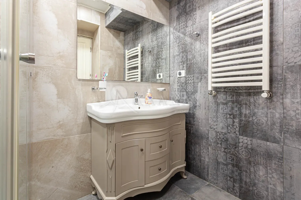 4 bedroom apartment for rent Tumanyan 1 passage, Center Yerevan, 158986