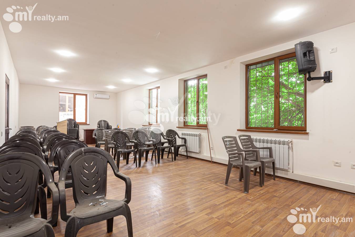 Commercial for sale خیابان Hasratian., آچاپنیاک ایروان, 155404