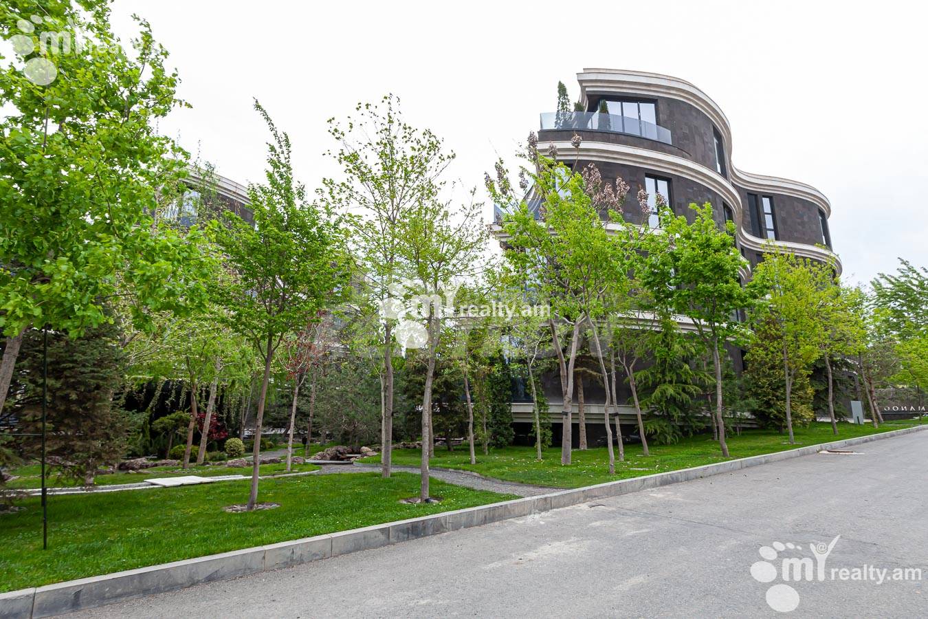 2 սենյականոց բնակարան  Գ. Հովսեփյան փող, Նորք-Մարաշ Երևան, 155264