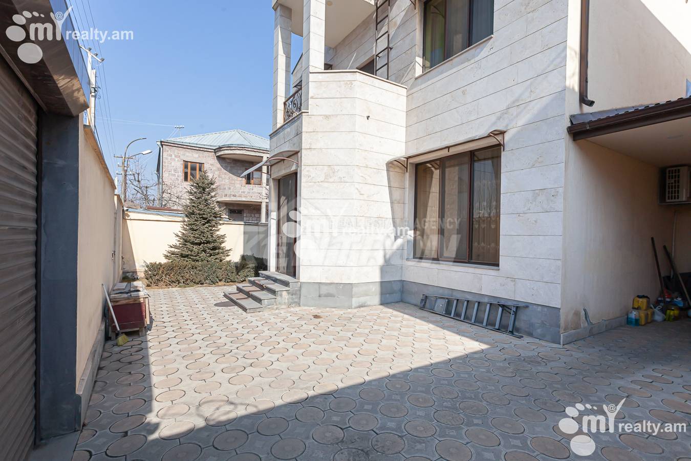 House for sale Paruyr Sevak dis., Awan Yerevan, 155371