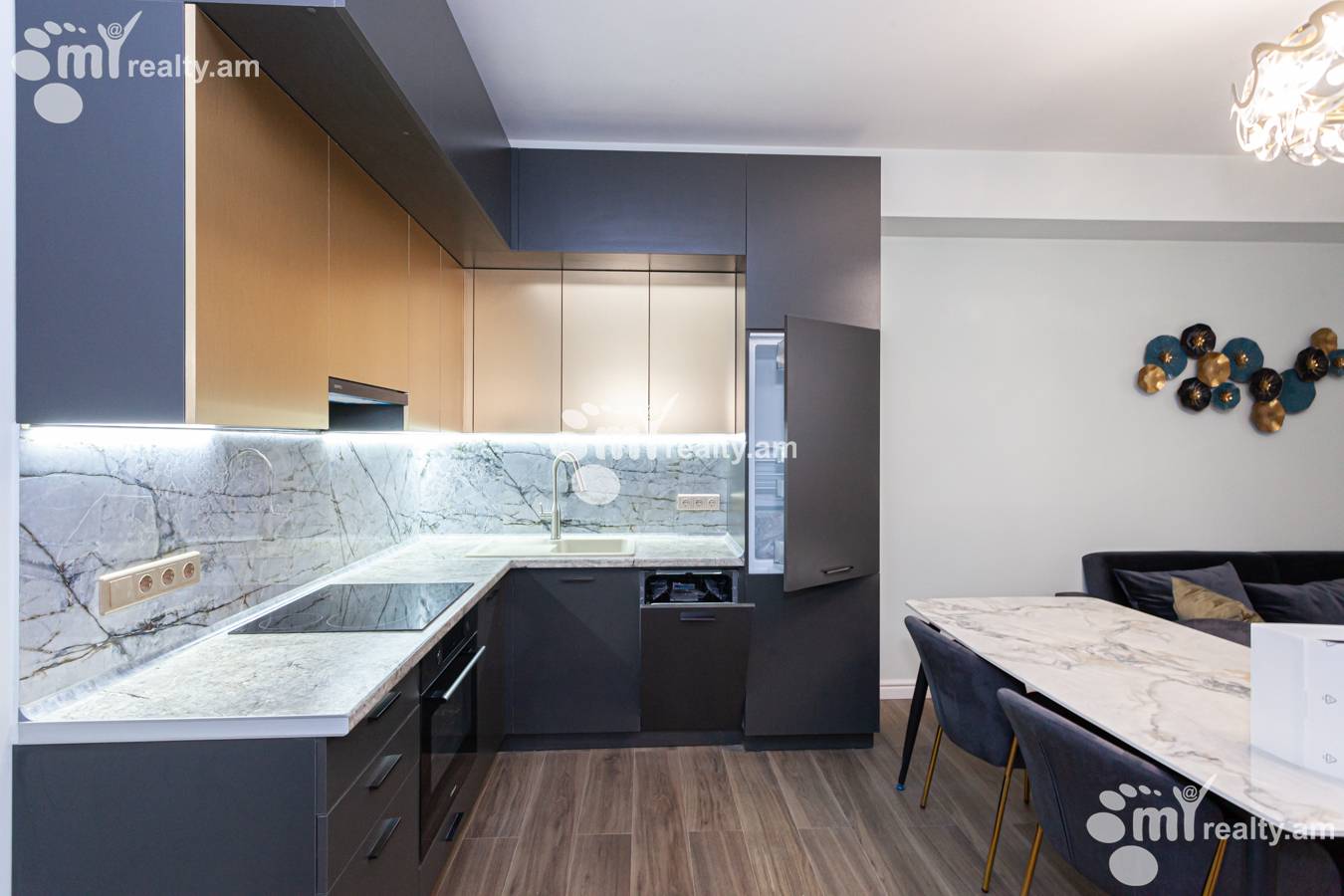 2 bedroom apartment for rent rue d'Amiryan, Center Yerevan, 146624