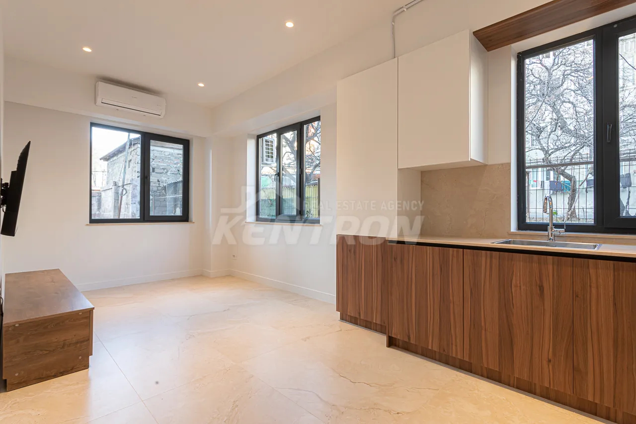 3 bedroom apartment for sale خیابان شینارارنِر, آچاپنیاک ایروان, 158406