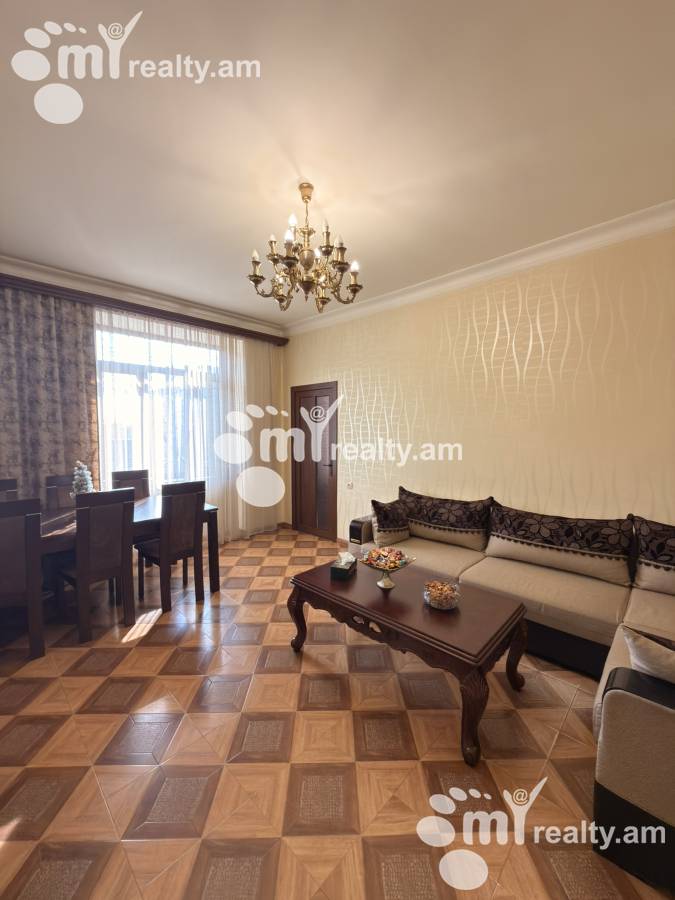 3 bedroom apartment for sale خیابان کومیتاس, عربگیر ایروان, 158530