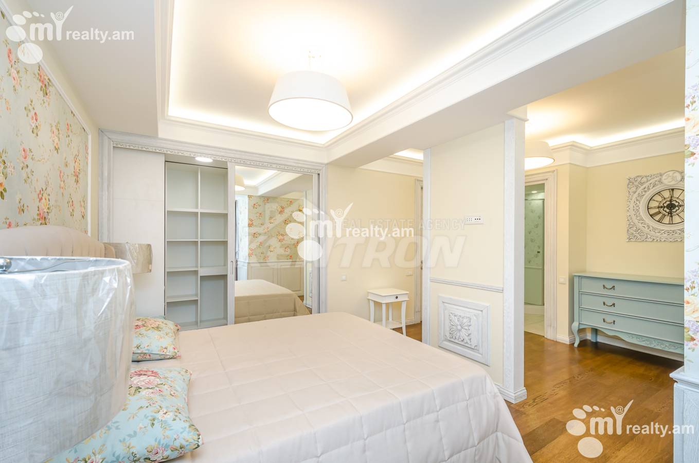3 bedroom apartment for sale Israelyan St, Center Yerevan, 153637