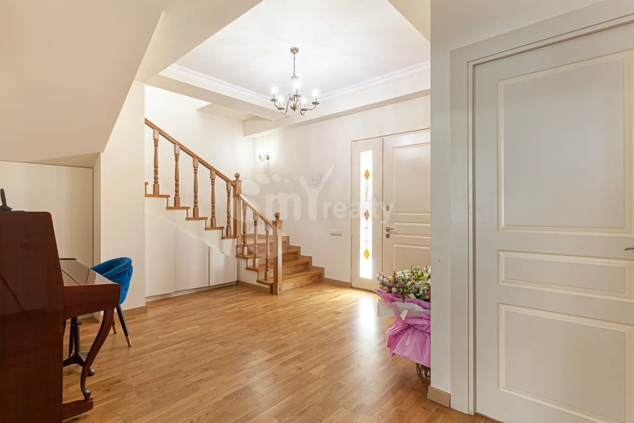 House for rent Hatis, Vahagni district Yerevan, 161721
