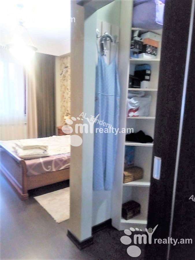 4 bedroom apartment for sale Fuchik St, Ajapnyak Yerevan, 124925