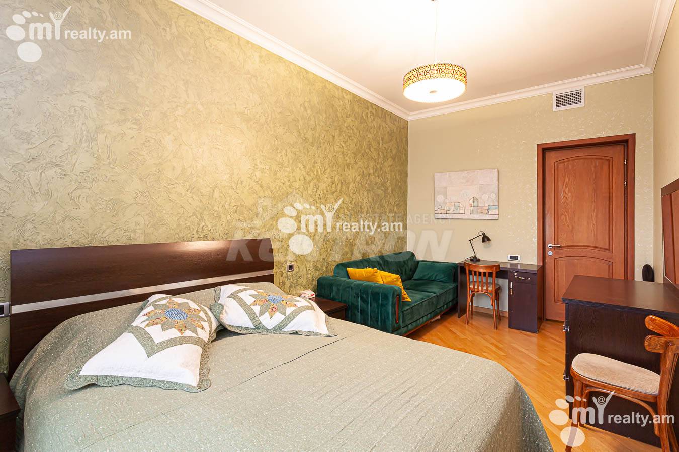 3 bedroom apartment for sale خیابان پارونیان, مرکز شهر ایروان, 153345