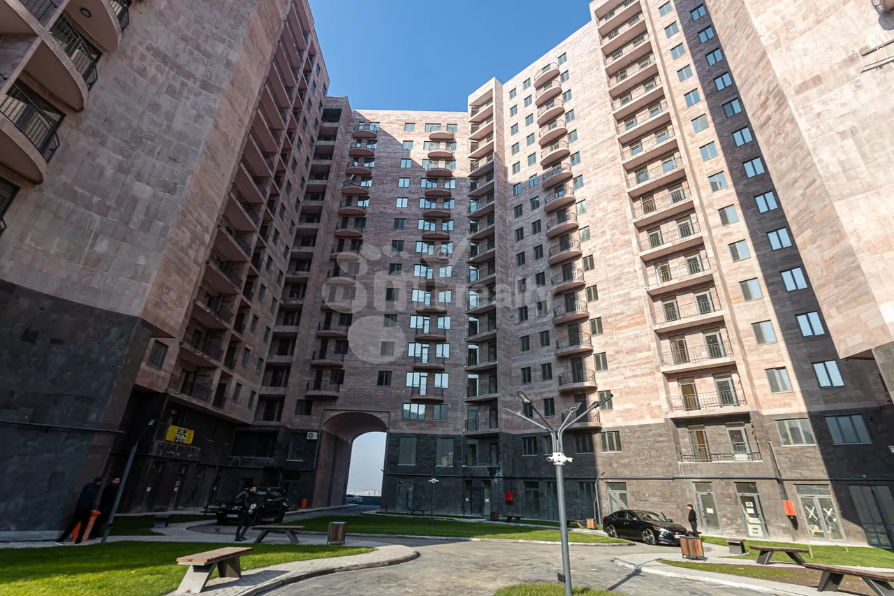 4 bedroom apartment for sale خیابان گیورجیان, نور نورک ایروان, 158499