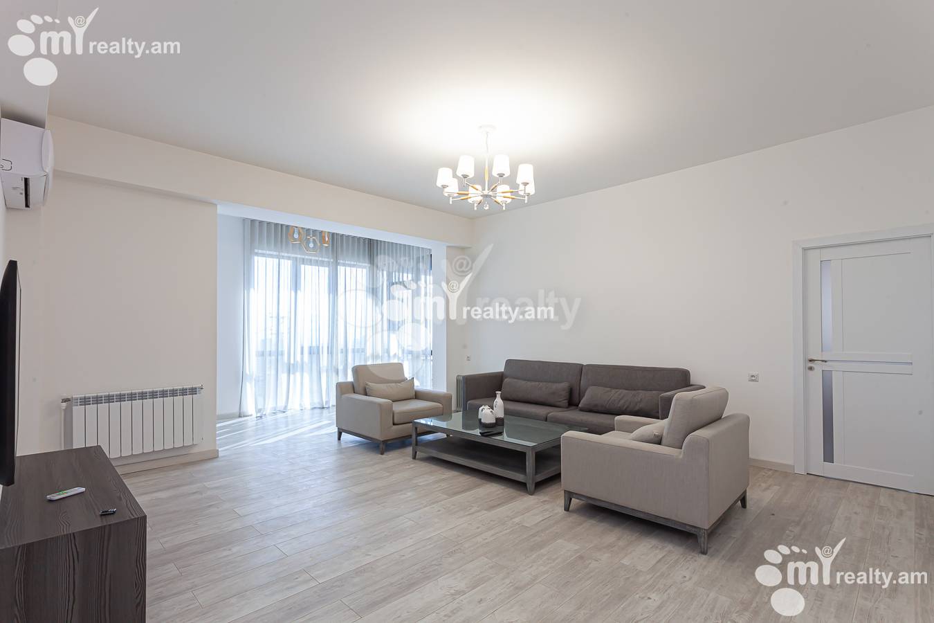 4 bedroom apartment for rent Antarayin St, Center Yerevan, 147902