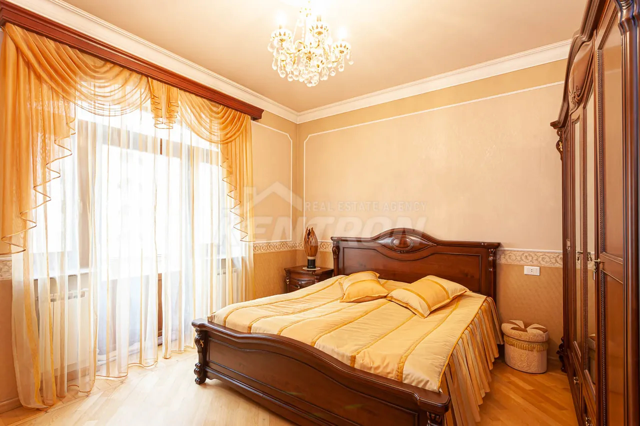 House for sale Pirumyans St, Davtachène Yerevan, 157261