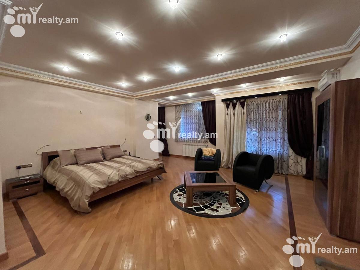 5 bedroom apartment for sale خیابان آنتارایین, مرکز شهر ایروان, 156791