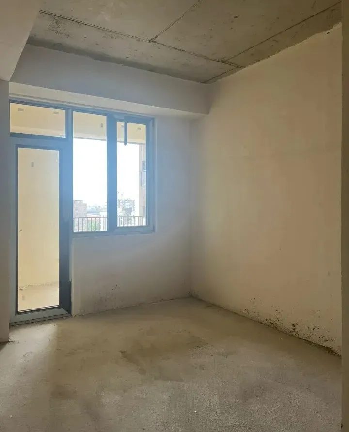 3 bedroom apartment for sale خیابان گِریبودوف, عربگیر ایروان, 159003