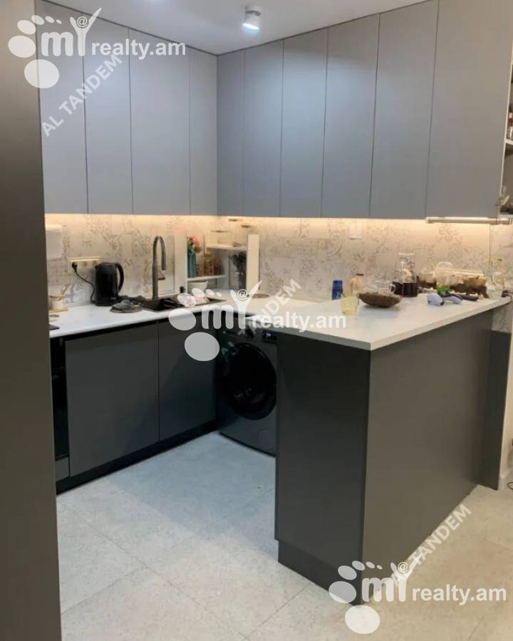 4 սենյականոց բնակարան  Աղբյուր Սերոբ փող, Արաբկիր Երևան, 158928