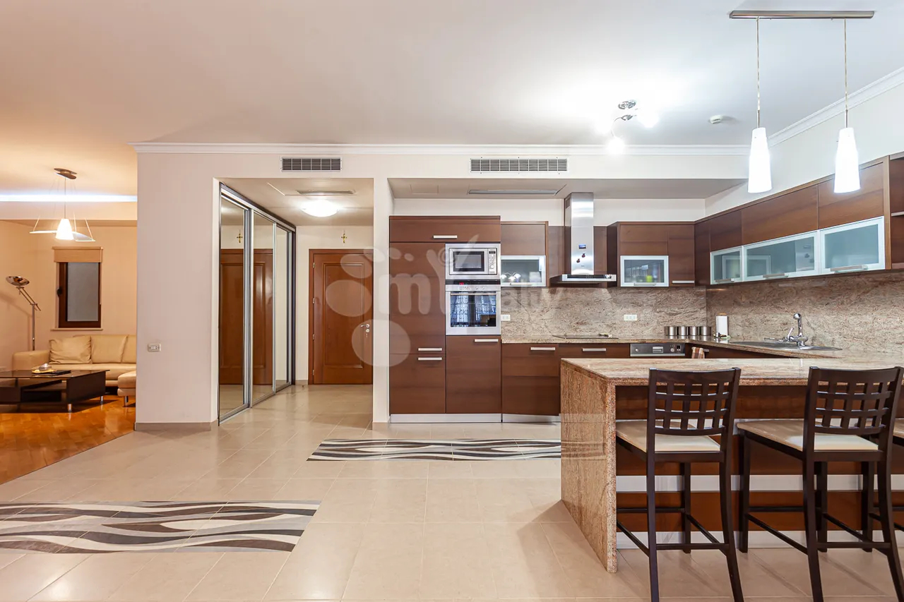 3 bedroom apartment for rent Northern (Hyusisayin)  Ave, Center Yerevan, 161919