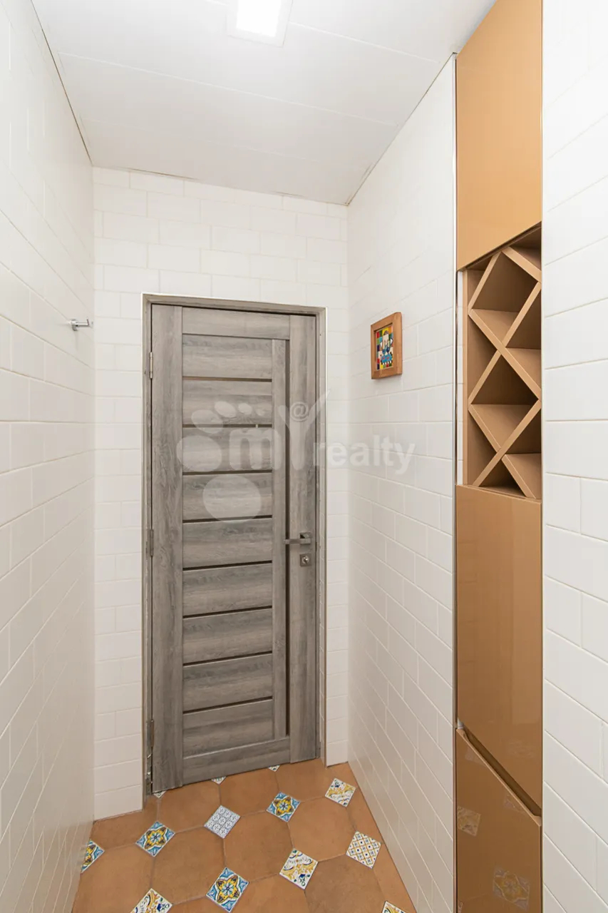 3 սենյականոց բնակարան վարձով Անտառային, Լ.Ազգալդյան փող., Կենտրոն Երևան, 160284