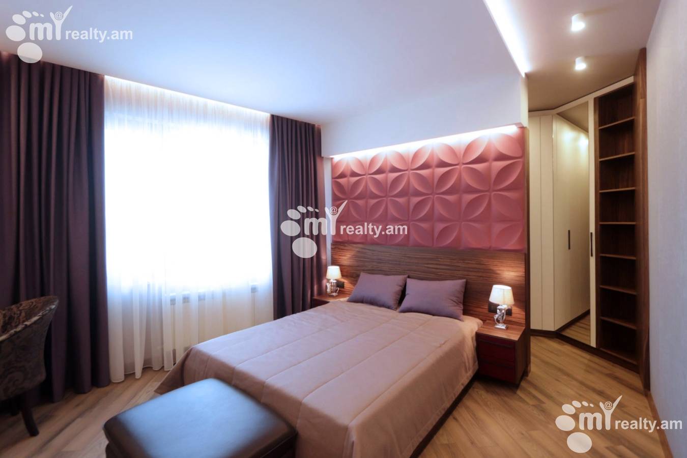 3 bedroom apartment for sale Azatutyan avenue, Quanaquère-Zeytoun Yerevan, 148735