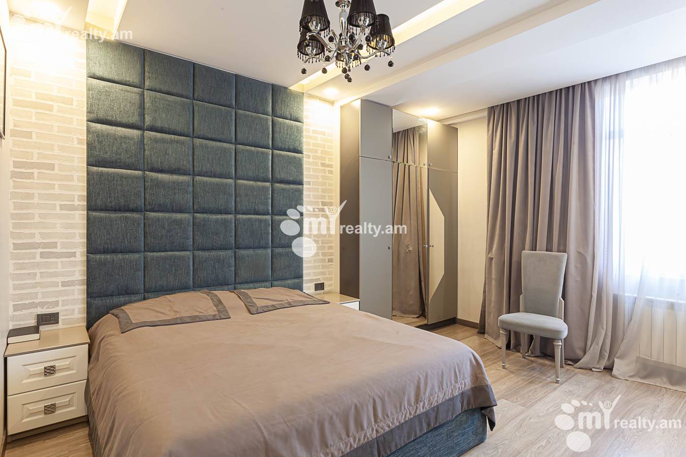 6 bedroom apartment for sale rue d'A.Manukyan, Center Yerevan, 153280