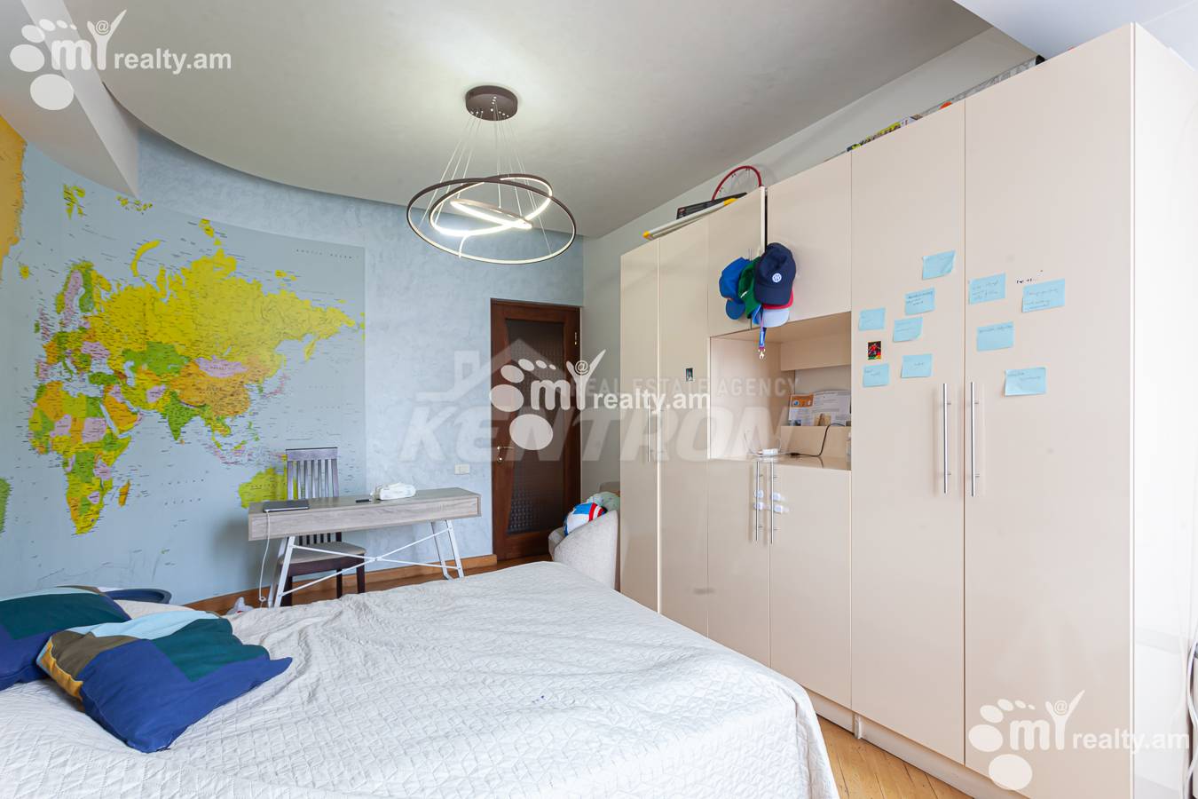 4 bedroom apartment for sale rue d'Amiryan, Center Yerevan, 155876