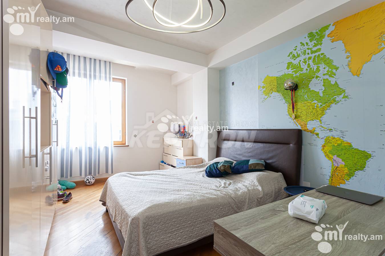 4 bedroom apartment for sale rue d'Amiryan, Center Yerevan, 155876