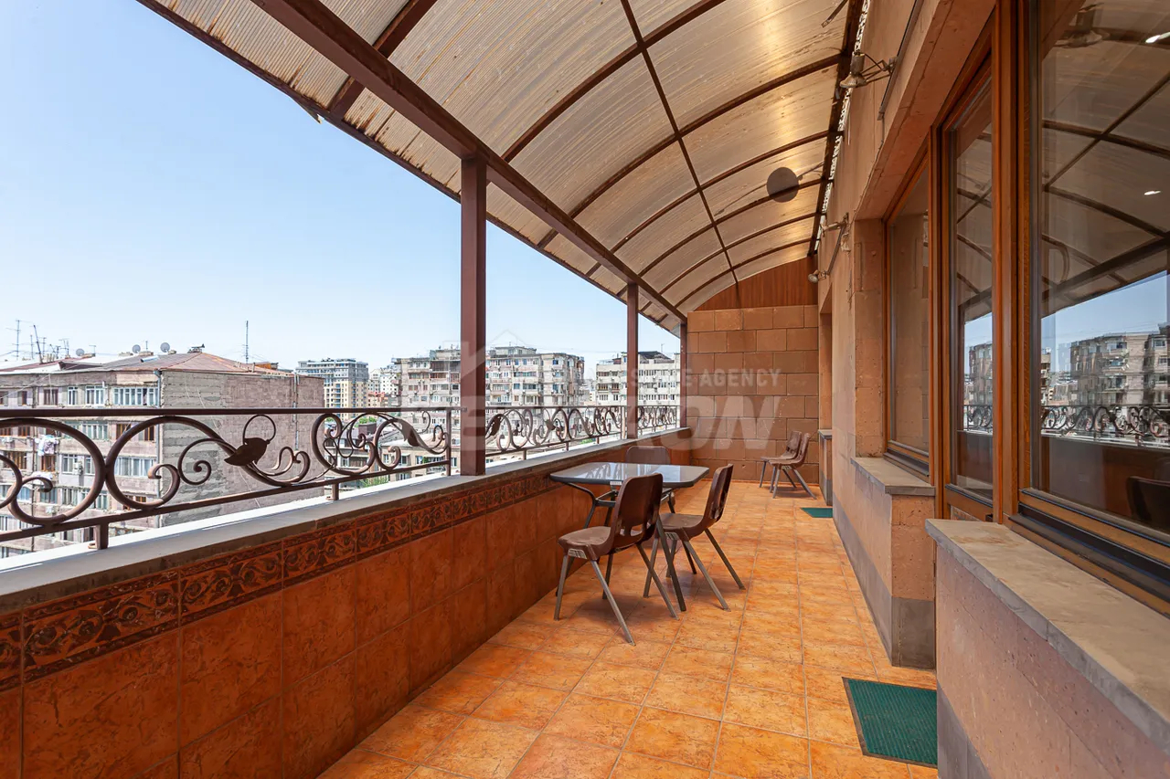 3 սենյականոց բնակարան վարձով Հյուսիսային պող, Կենտրոն Երևան, 159093