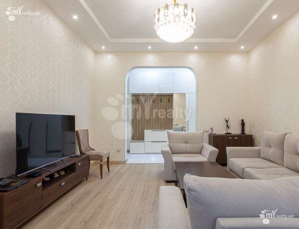 3-senyakanoc-bnakaran-vacharq-Yerevan-Center