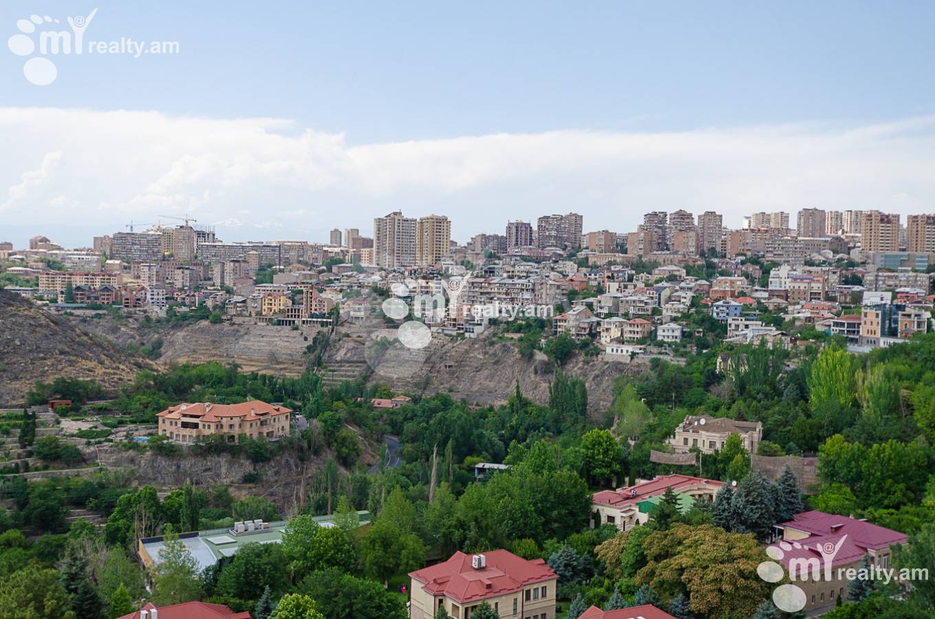3 bedroom apartment for sale Paronyan St, Center Yerevan, 146397