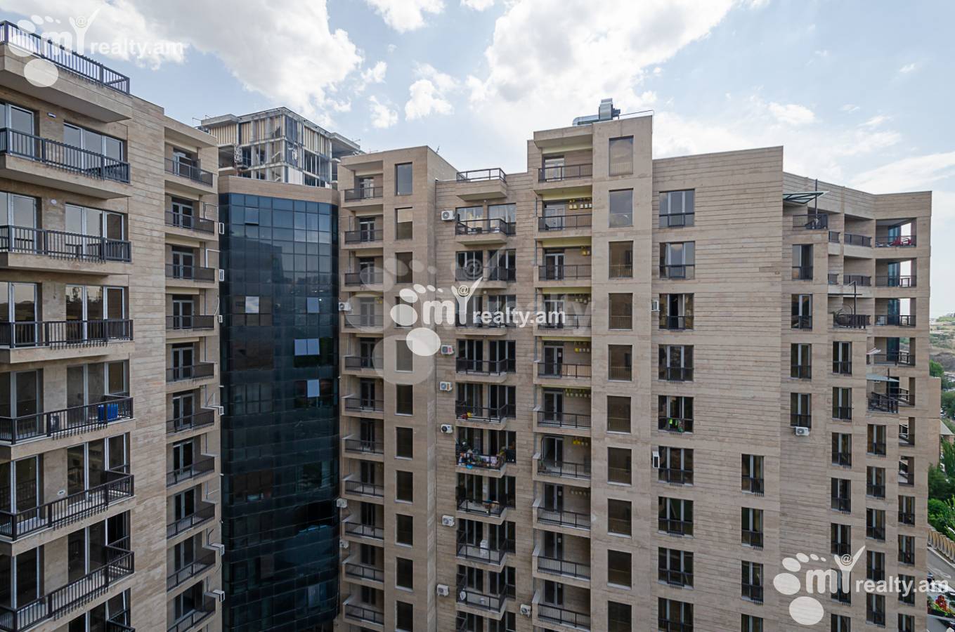 3 bedroom apartment for sale Paronyan St, Center Yerevan, 146397