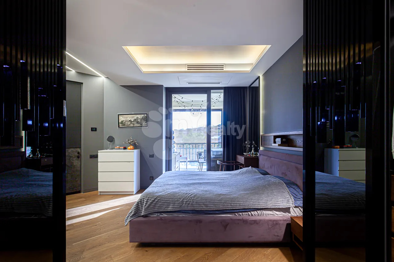 4 bedroom apartment for sale خیابان بوزند, مرکز شهر ایروان, 160313