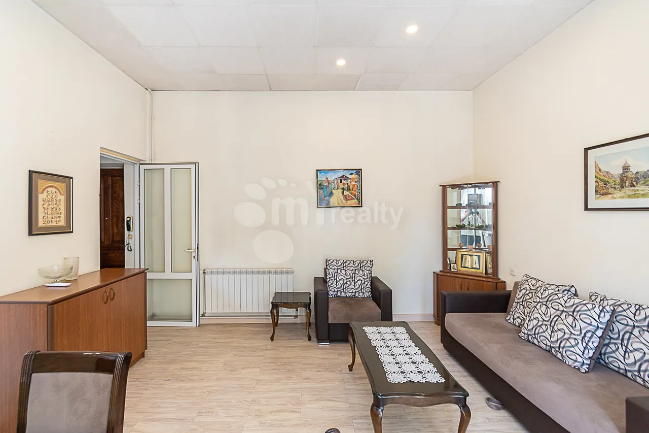 2 bedroom apartment for rent Moskovyan St, Center Yerevan, 161619
