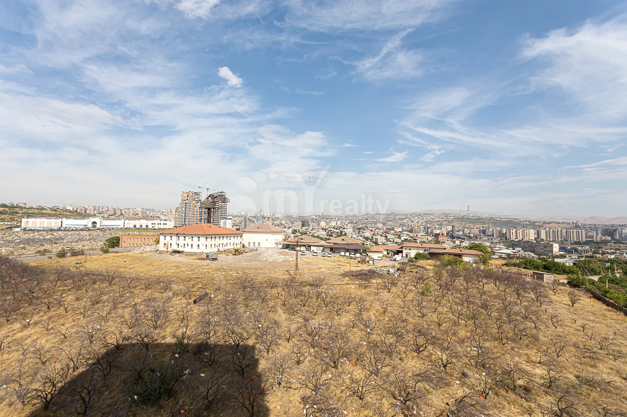 3 bedroom apartment for sale خیابان تسوواکال ایساکوف, مرکز شهر ایروان, 157224