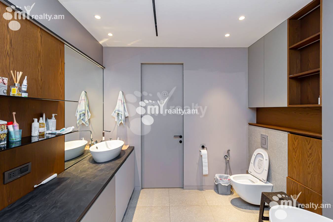 3 bedroom apartment for sale خیابان تومانیان, مرکز شهر ایروان, 152195