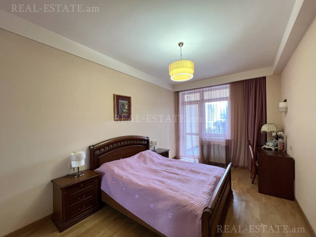 3 bedroom apartment for rent Northern(Hyusisayin)  Ave, Center Yerevan, 128767