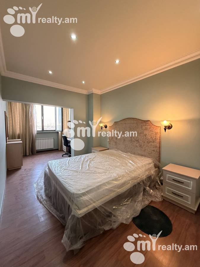 4 bedroom apartment for sale خیابان کِری, عربگیر ایروان, 157620