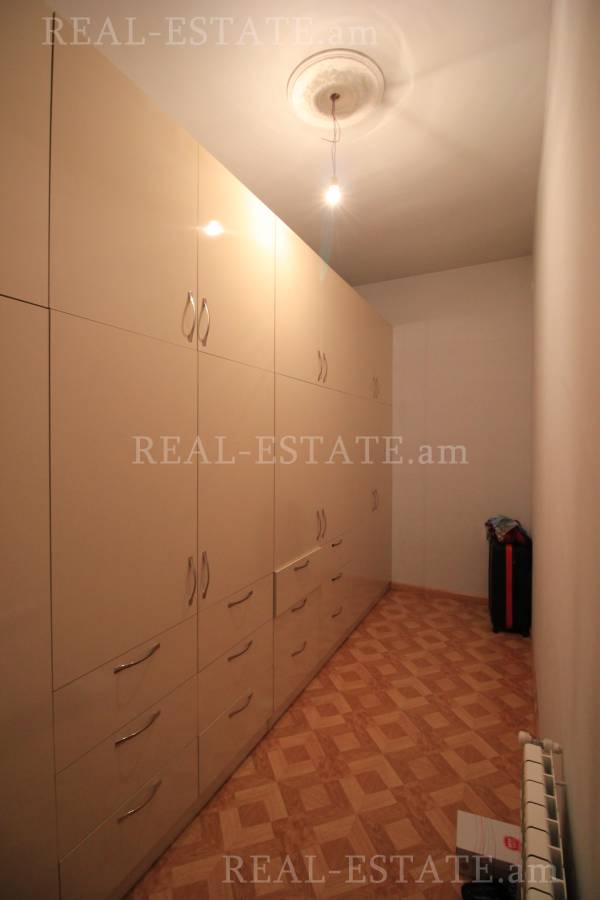 House for sale خیابان زاراف آقبیور, آوان ایروان, 82032