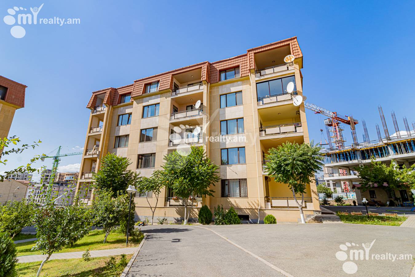 3 bedroom apartment for sale خیابان آنتارایین, مرکز شهر ایروان, 154889