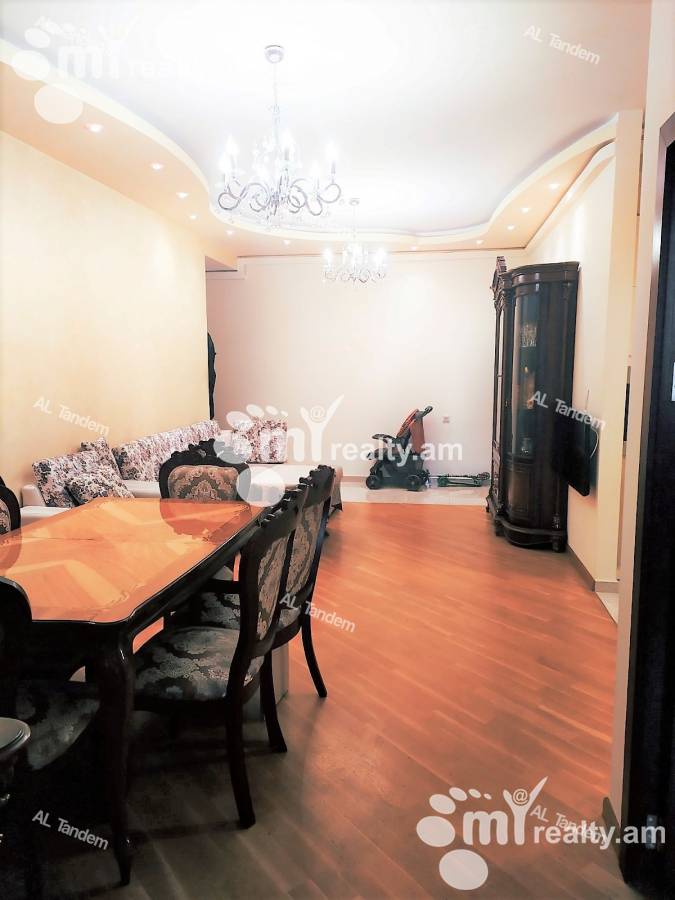 3 bedroom apartment for sale Aram St, Center Yerevan, 124279