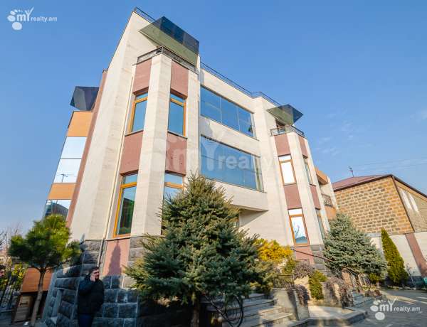 arandznatun-vacharq-Yerevan-Avan