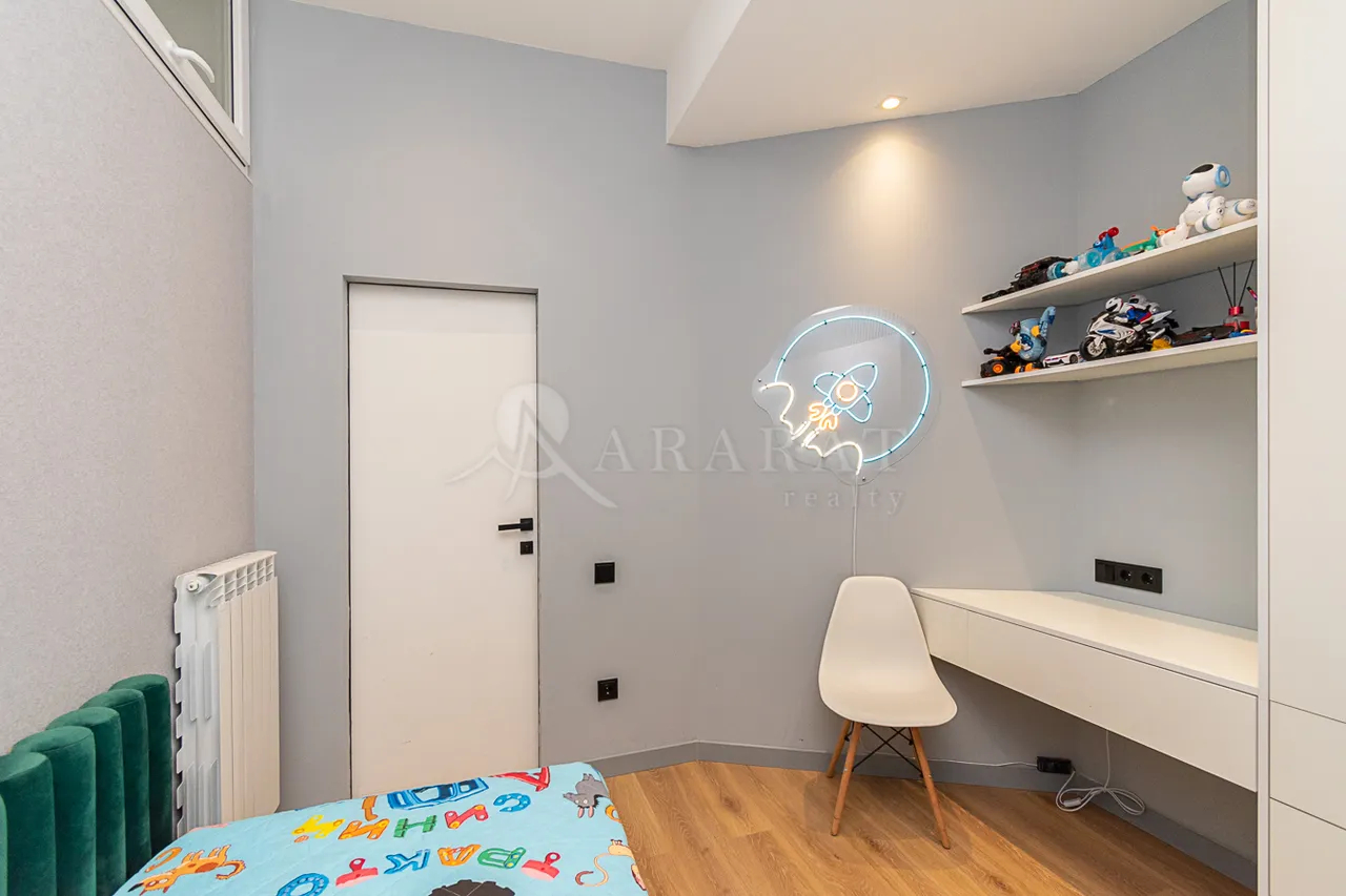 3 bedroom apartment for sale Tsarav Aghbyur St, Awan Yerevan, 161919