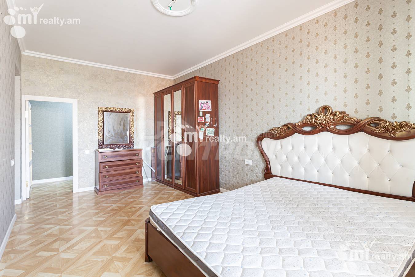 House for sale خیابان سِپوه, عربگیر ایروان, 155978