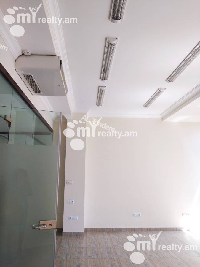 Commercial property for rent rue d'Amiryan, Center Yerevan, 151472