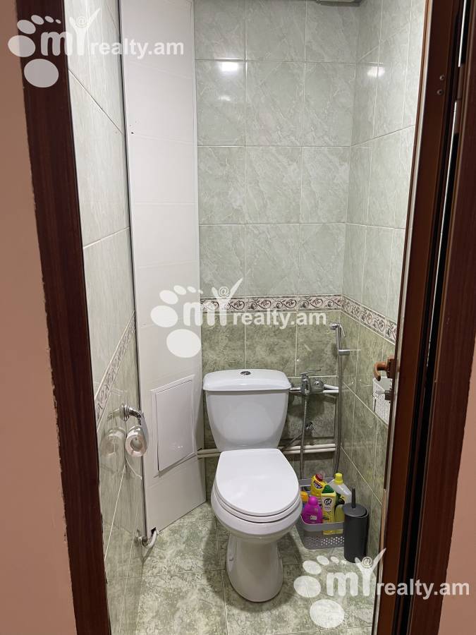 Снять 2 комнатную квартиру Сарян ул, Центр Ереван, 155249