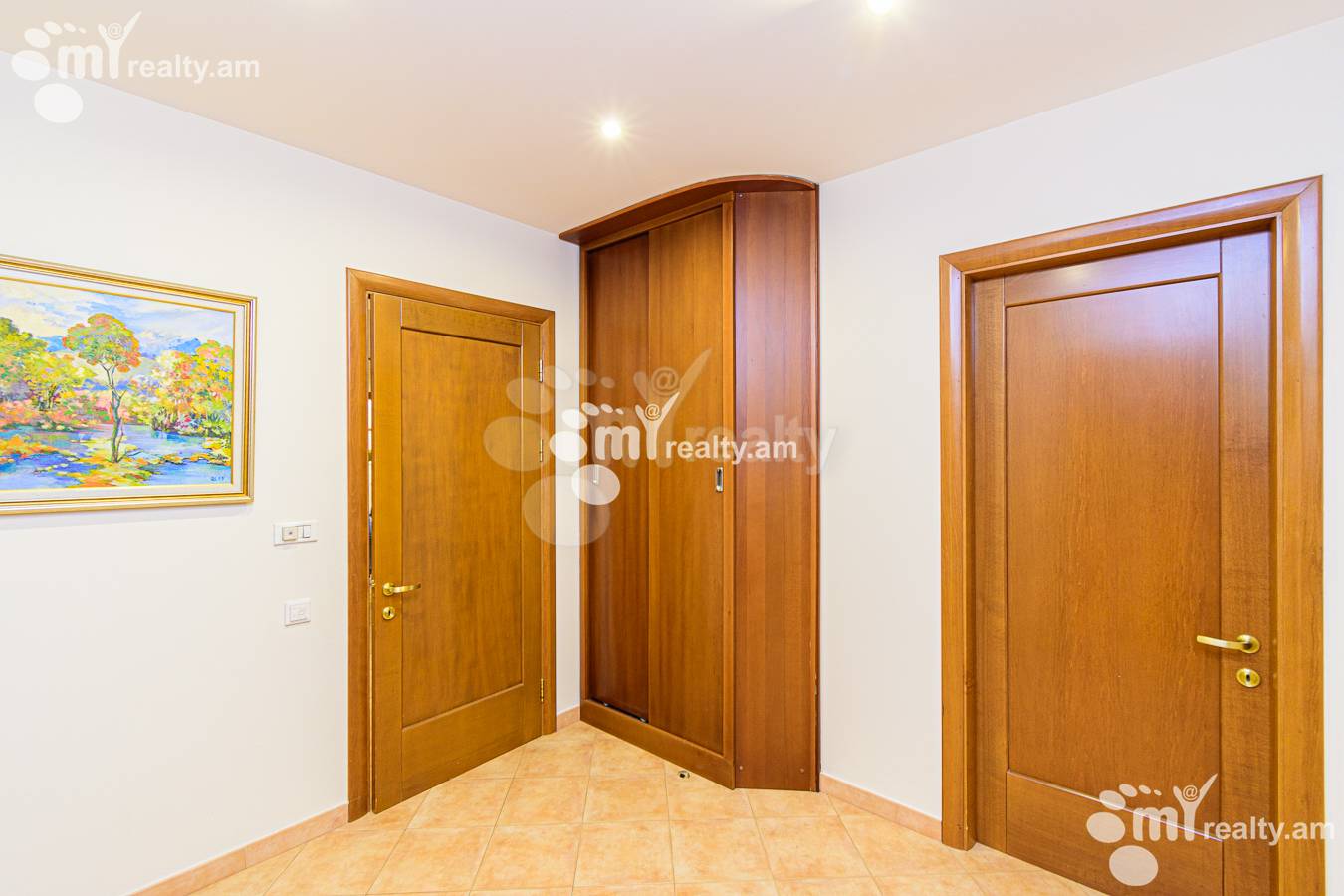 5 bedroom apartment for sale A.Manukyan St, Center Yerevan, 151945