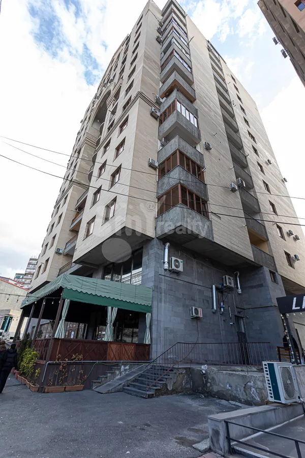 2 bedroom apartment for rent خیابان کومیتاس, عربگیر ایروان, 159448