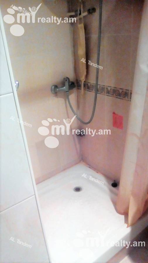 4 bedroom apartment for sale Khanjyan St, Center Yerevan, 122669