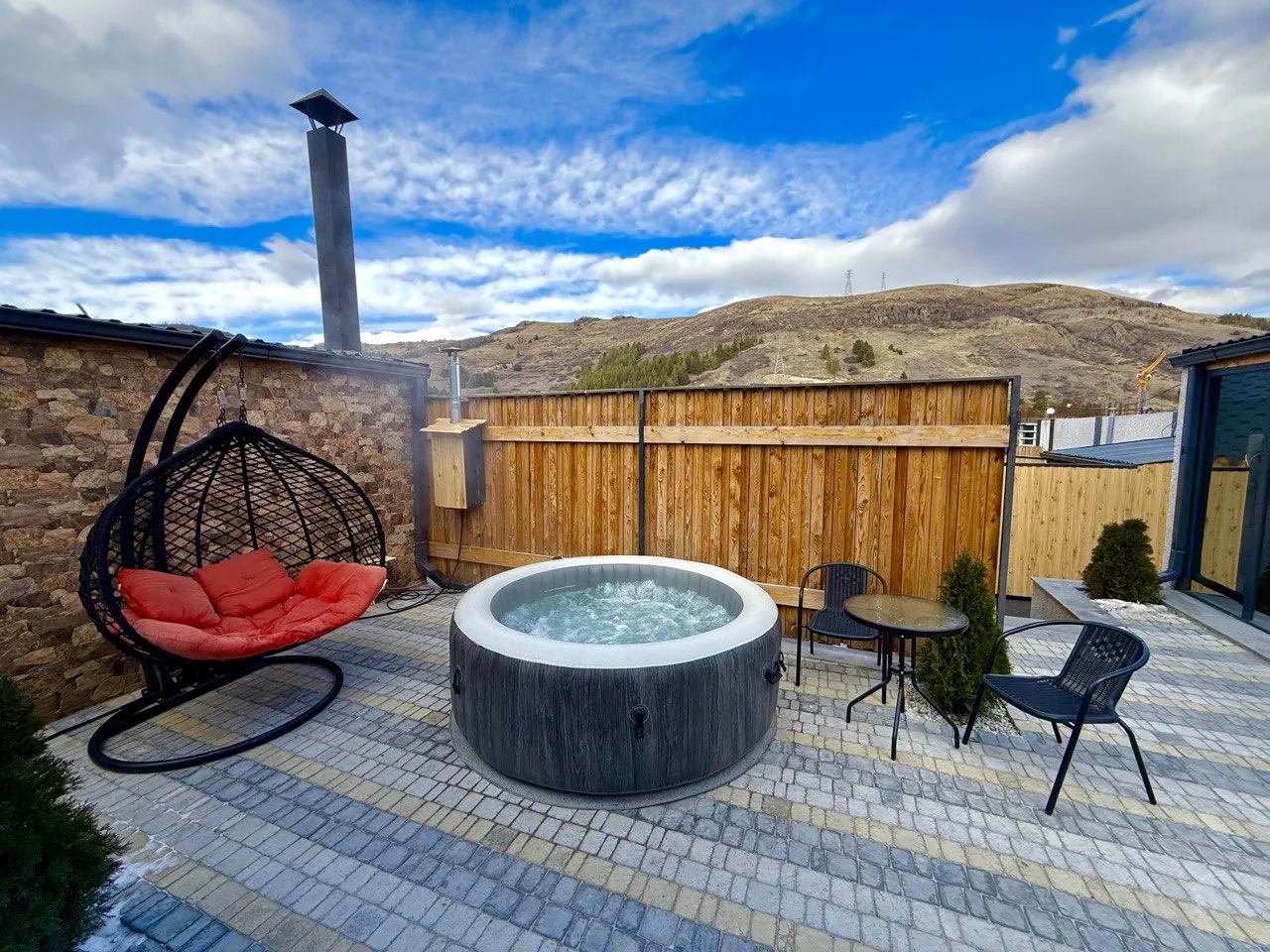 Купить коммерческoе помещение , акадор Котайк, 159464