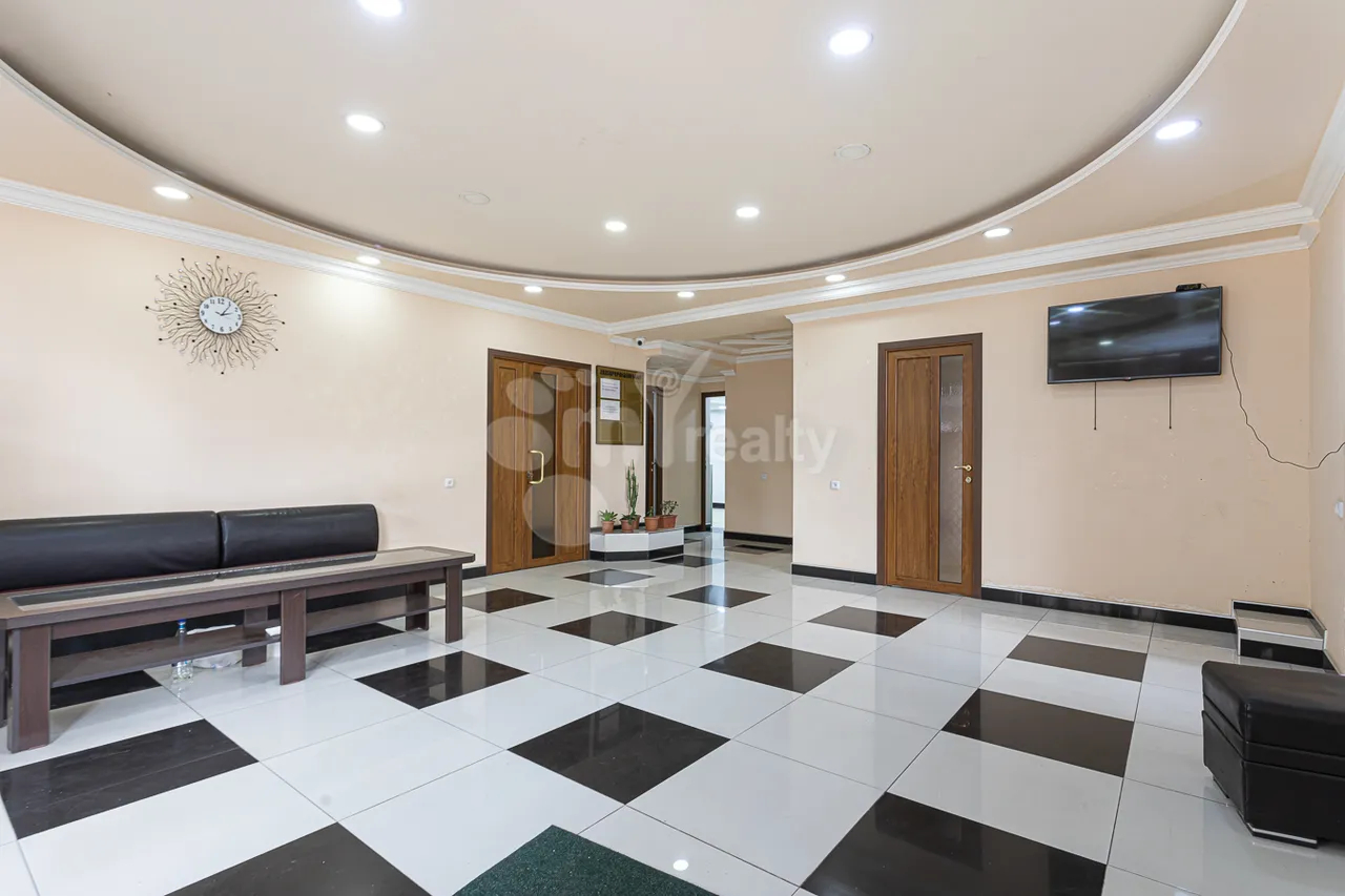 Commercial property for sale Griboedov St, Arabkir Yerevan, 158451
