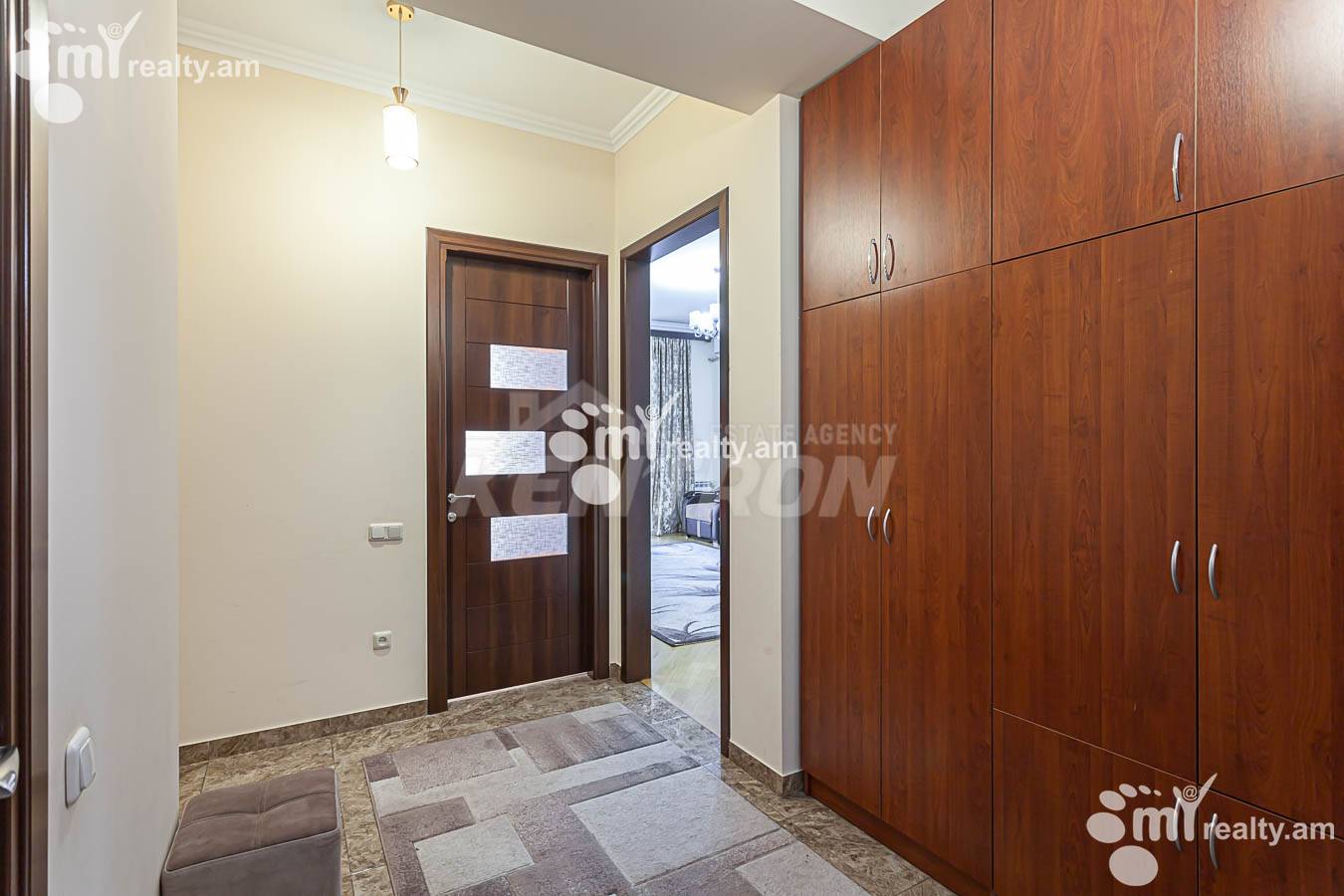 3 bedroom apartment for rent Yekmalyan St, Center Yerevan, 153263