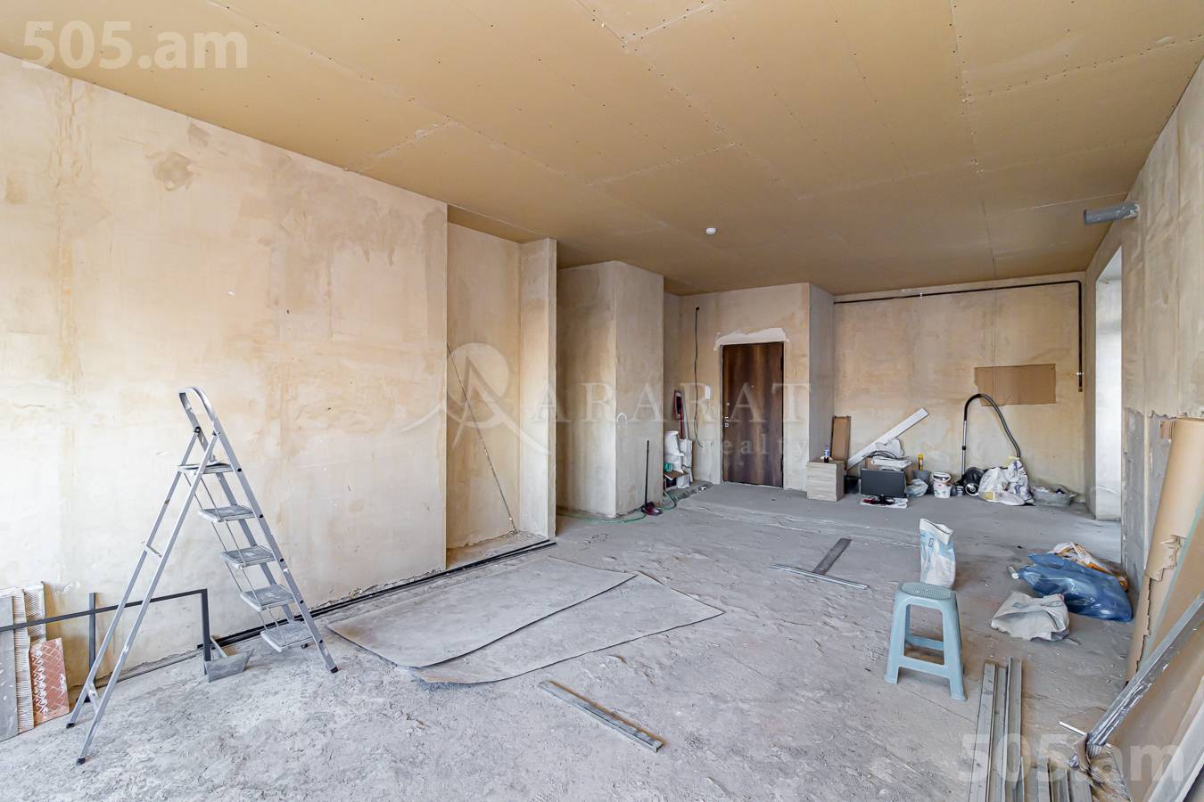 3 bedroom apartment for sale خیابان کومیتاس, عربگیر ایروان, 153914