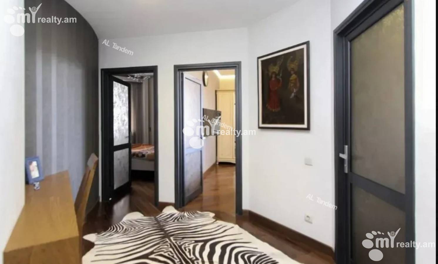 Купить 4 комнатную квартиру Н. Зарян стр, Арабкир Ереван, 127095