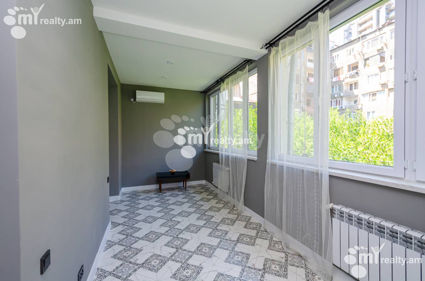 3 bedroom apartment for sale Saryan St, Center Yerevan, 152720